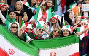 ورود زنان به ورزشگاه